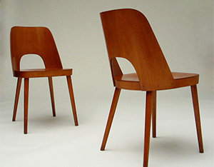 2 modern wooden plywood chairs Thonet