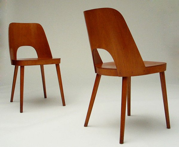 2 modern wooden plywood chairs Thonet