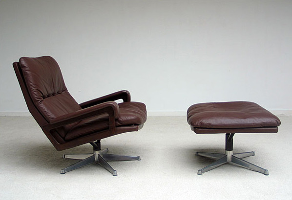 Andre Vandenbeuck Lounge King Chair and Ottoman