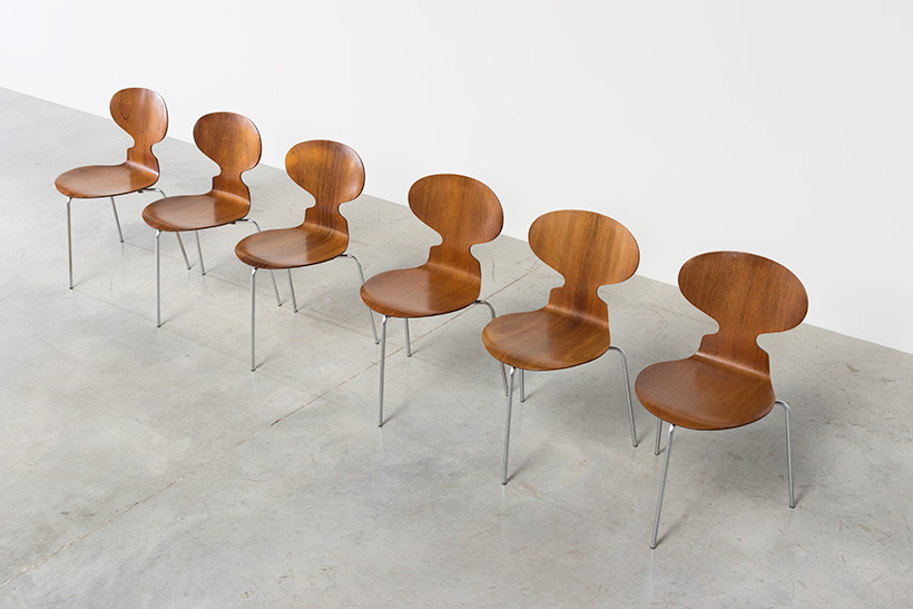 Arne Jacobsen set of six Danish Ant chairs in rosewood Fritz Hansen img 5