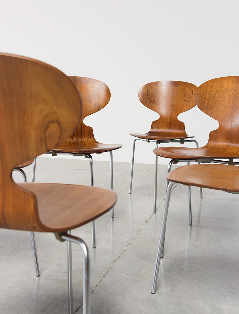 Arne Jacobsen set of six Danish Ant chairs in rosewood Fritz Hansen img 7