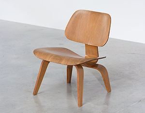 Charles Eames plywood chair LCW Evans Products Company