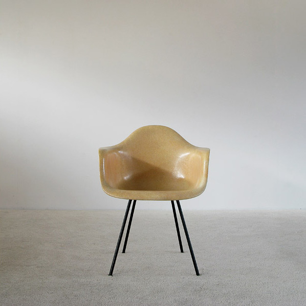 Charles Eames Zenith Herman Miller Rope Edge DAX fiberglass chair