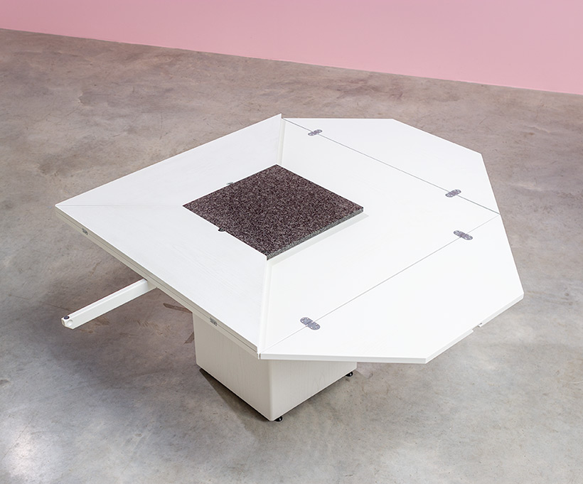 Cirkante postmodern white table Bob Van Den Berghe Pauvers 1976 img 4
