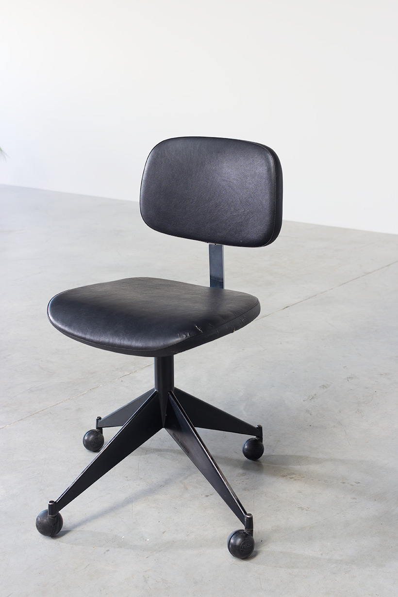 Desk chair Velca Legnano for Jules Wabbes