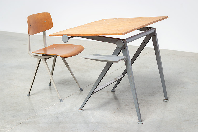 Desk table Model Reply designed by Wim Rietveld and Friso Kramer chair img 6