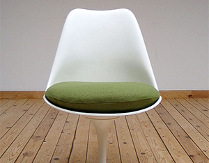 Eero Saarinen Tulip Chair 1957 Knoll international