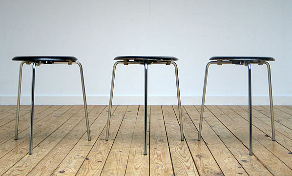 Fritz Hansen stacking stools 1963 model no. 3170