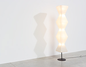 Isamu Noguchi Akari light Shoji paper The Endless Column Floor lamp