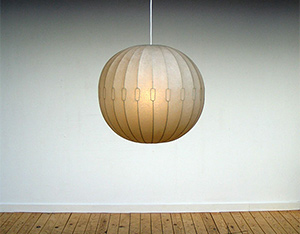 Italian 1960 pendant ball lamp sprayed fiberglass