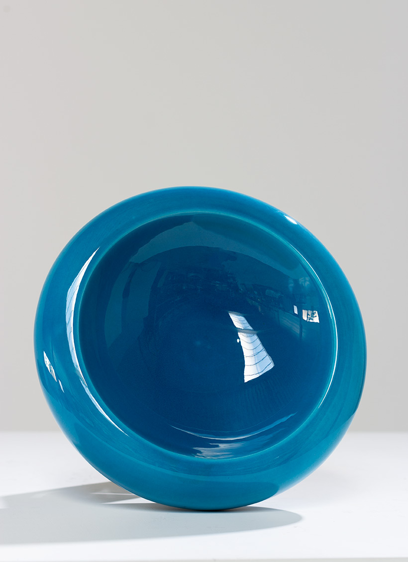 Large ceramic bowl bright cyan blue colored circa 1970 Italy img 7