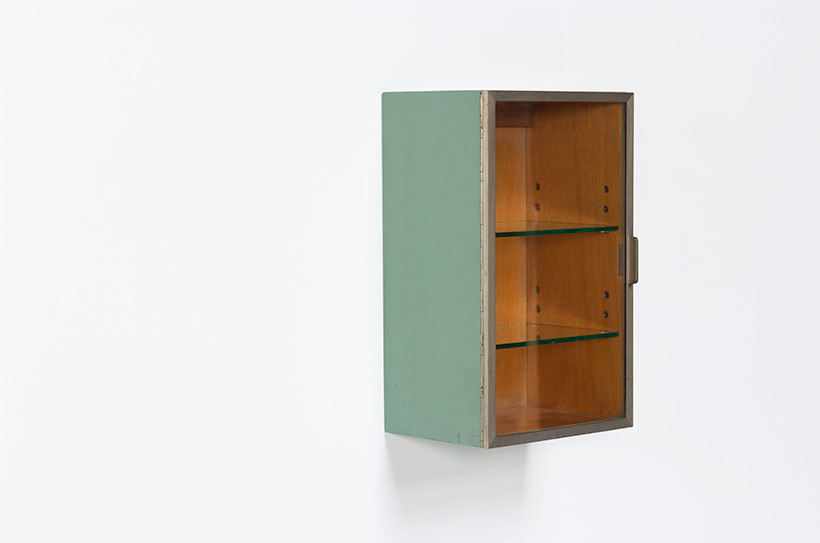 Modernist Pharmacy cabinet by H. Pander The Netherlands 1930 img 3