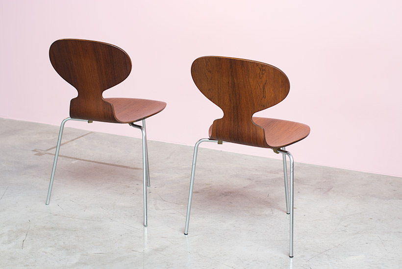 Pair of Rosewood Ant chairs designed by Arne Jacobsen Novo Nordisk img 6
