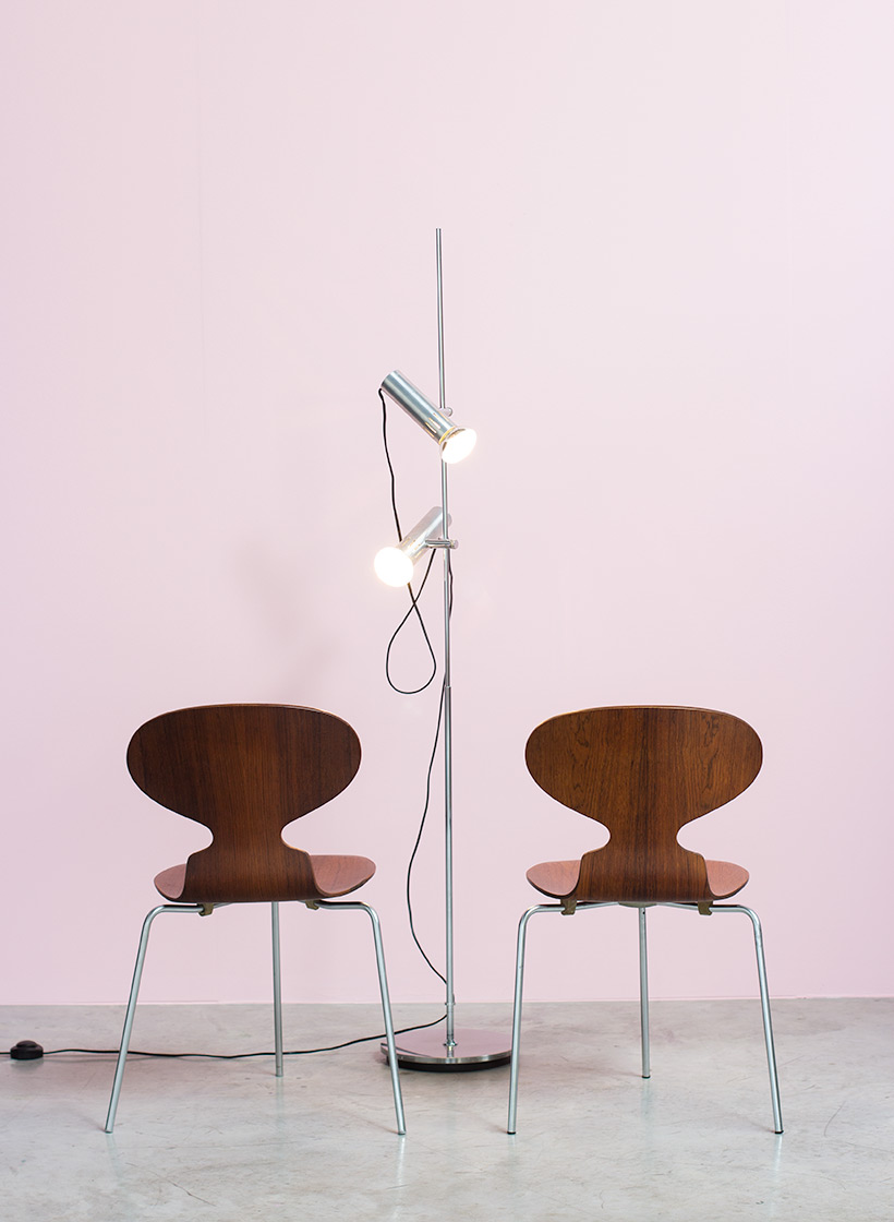 Pair of Rosewood Ant chairs designed by Arne Jacobsen Novo Nordisk img 7