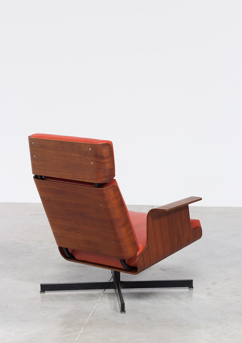 Pierre Guariche attributed plywood teak lounge chair img 5