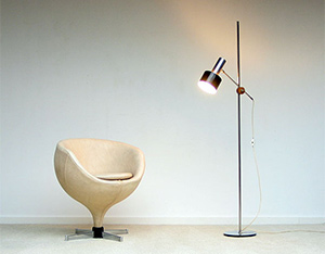 Pierre Guariche ball side chair model Luna Meurop 1960