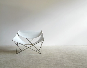 Pierre Paulin Artifort F675 White Butterfly chair