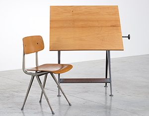 Reply drafting table designed by Wim Rietveld and Friso Kramer chair