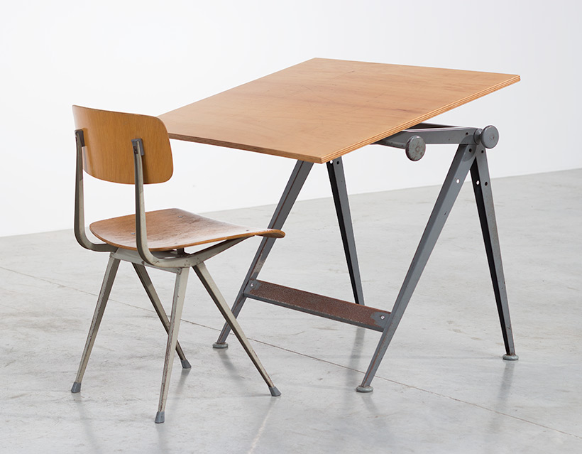 Reply drafting table designed by Wim Rietveld and Friso Kramer chair img 7