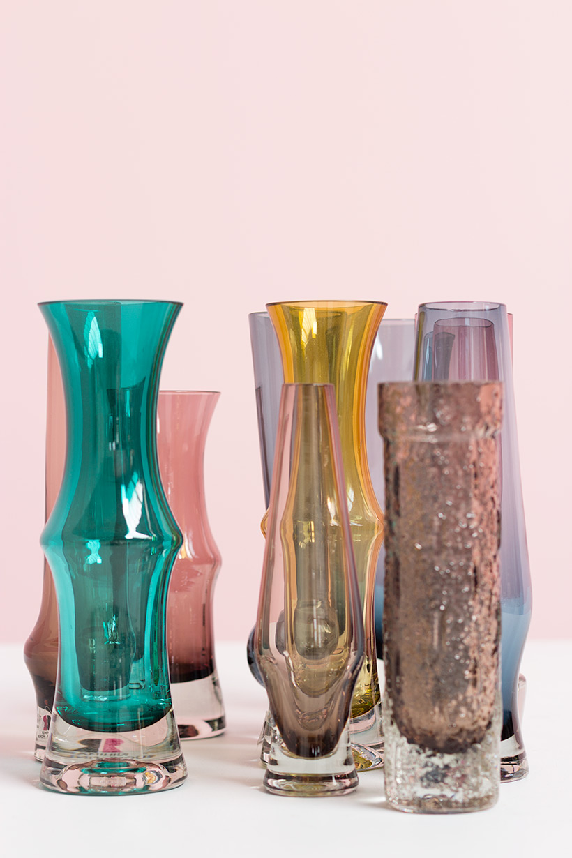 Riihimaki Lasi Oy decorative set of ten glass works by Tamara Aladin img 5
