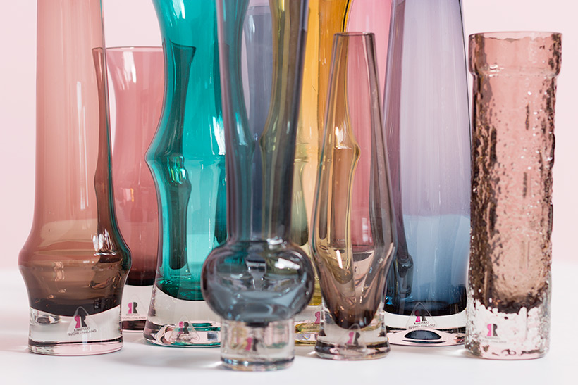 Riihimaki Lasi Oy decorative set of ten glass works by Tamara Aladin img 6