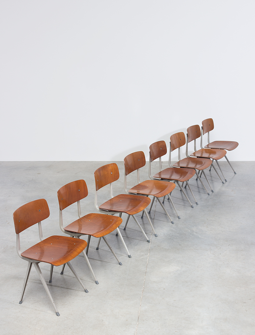 Set of 8 Friso Kramer Result chairs De Cirkel Industrial 1960 img 5