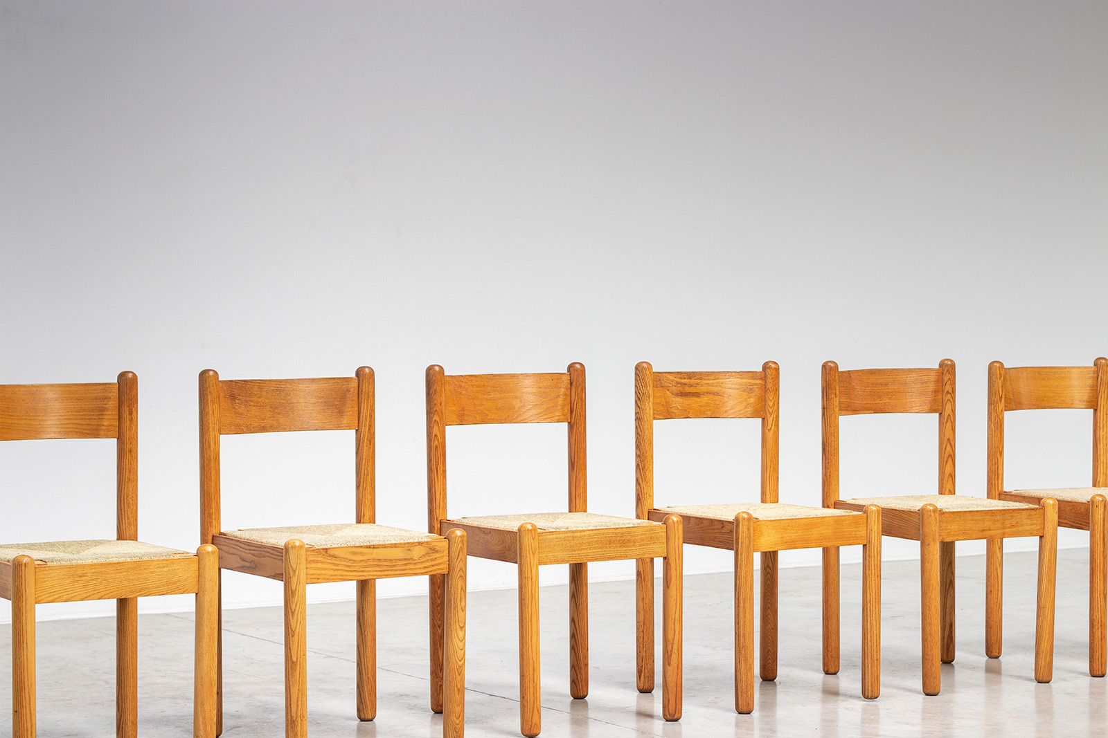 Set of six mid century wooden chairs with rush seats 1970 img 4