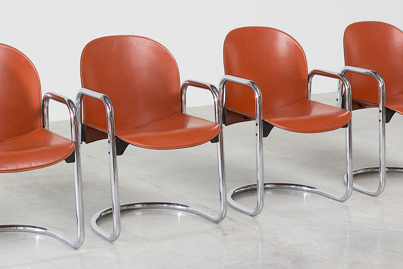 Tobia Scarpa and Afra Scarpa set of four Leather Dialogo chairs img 6