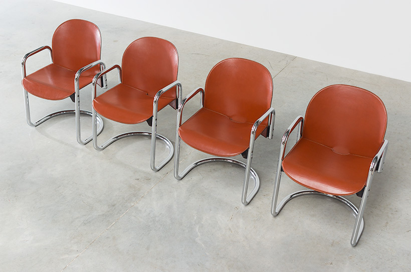 Tobia Scarpa and Afra Scarpa set of four Leather Dialogo chairs img 7