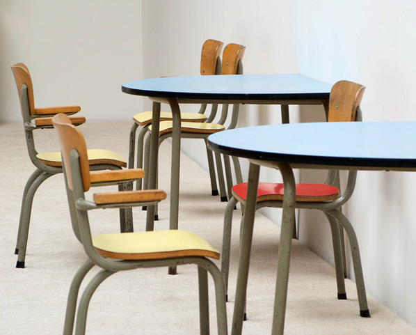 Tubax school tables with 6 chairs for children