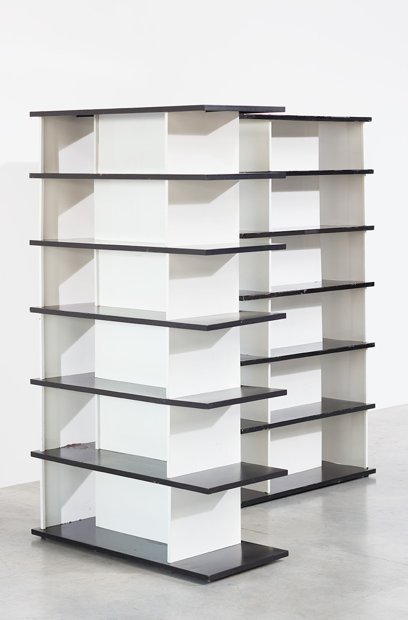 Wim Rietveld pair bookcases shelving units room divider for De Bijenkorf img 4