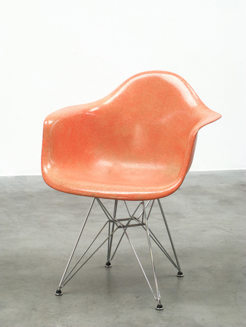Zenith Charles Eames DAR fiberglass shell chair